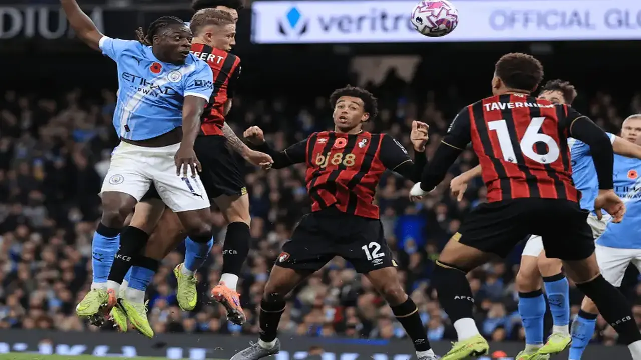 مانشستر سيتي يتقابل مع بورنموث في قمة الدوري الإنجليزي